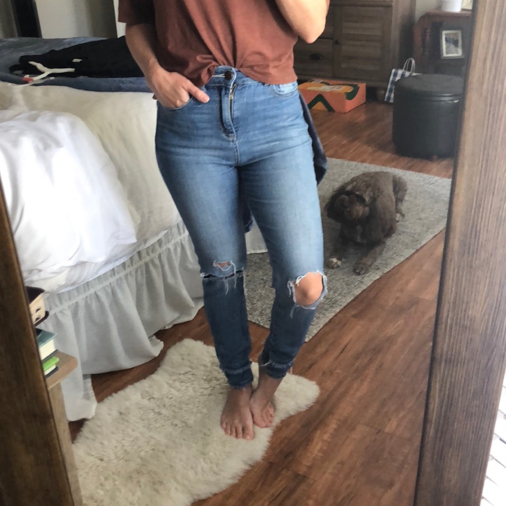 High rise ripped skinny jeans